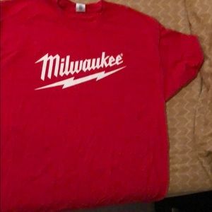 Milwaukee Red Cotton Short-Sleeve T-shirt